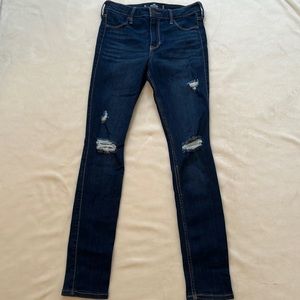 👖Hollister Dark wash High rise jean legging! Brand new never worn size 5!👖
